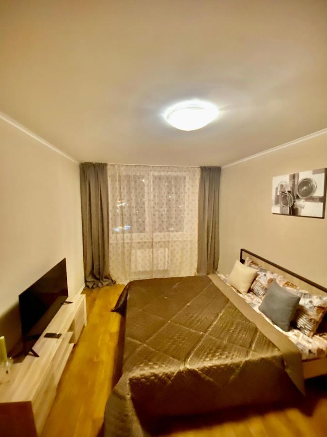 У 2 Хвилинах Від Метро Нова Супер Видова Kyiv Exterior photo
